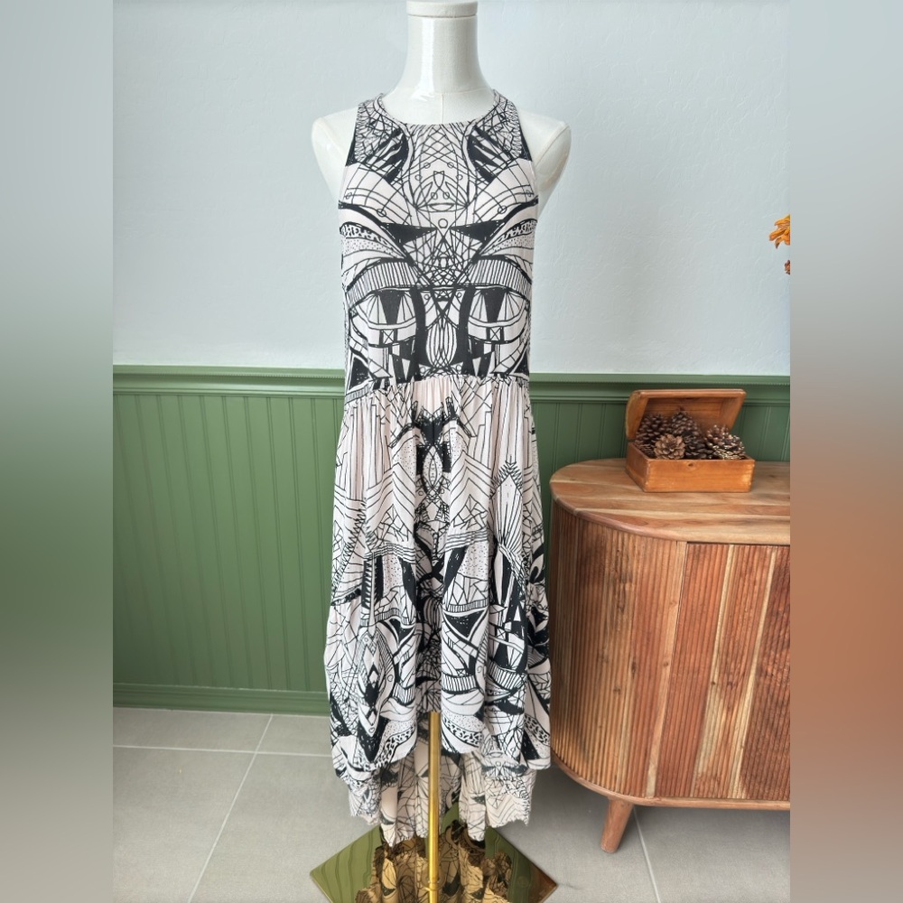 Free People La Mar High Low Dress Black/White Abstract Mandala Print EUC, S/P